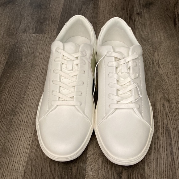 NWT - Men's Kingston Sneakers - Goodfellow & Co. - Picture 2 of 4